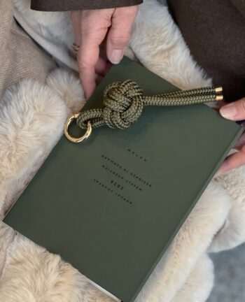 Knot keychain, Olive
