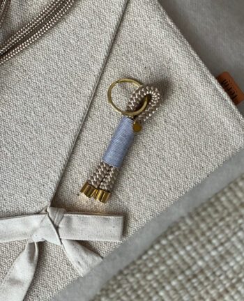 Schlüsselanhänger Sand-Grau, Gold